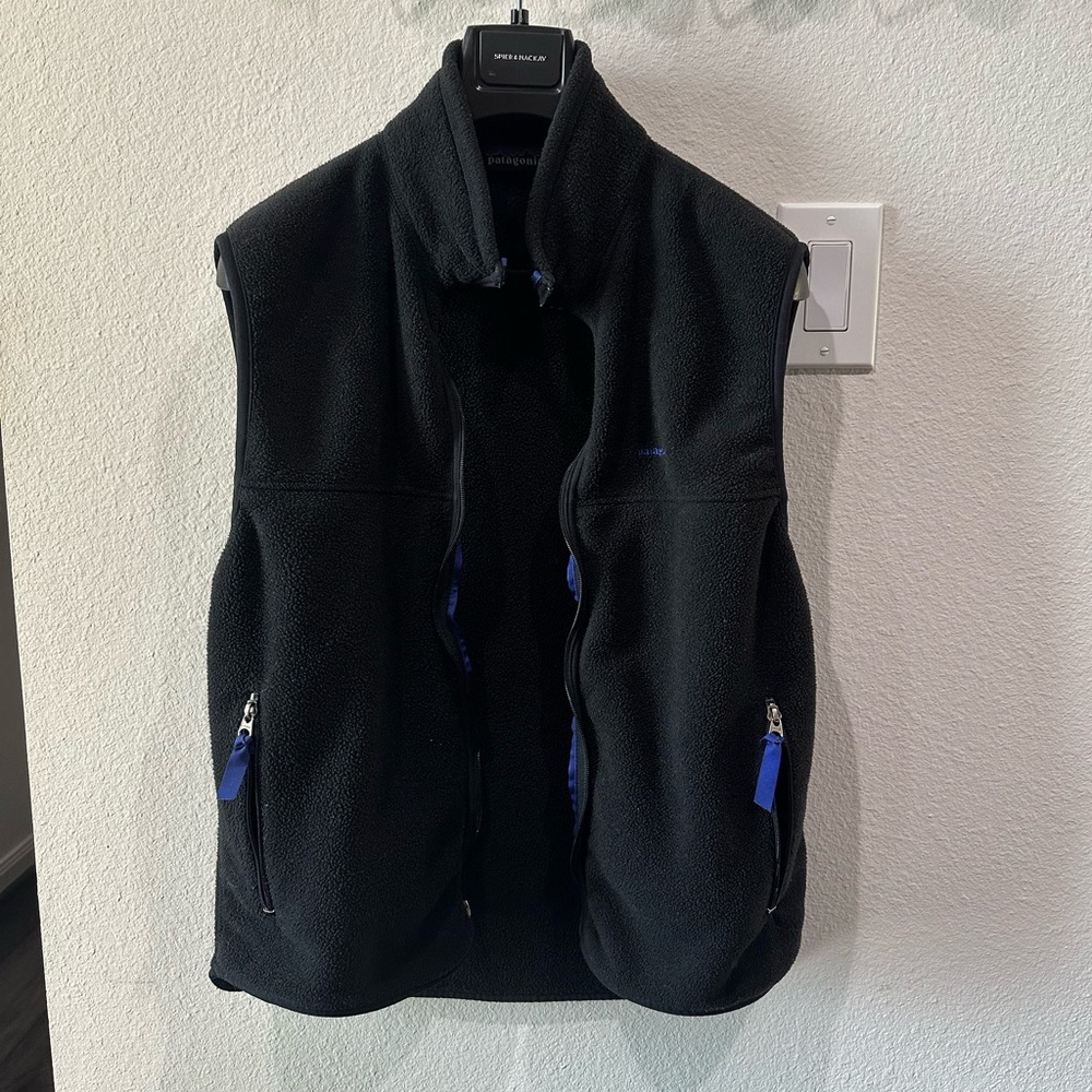 Patagonia Black and Blue Fleece Vest
